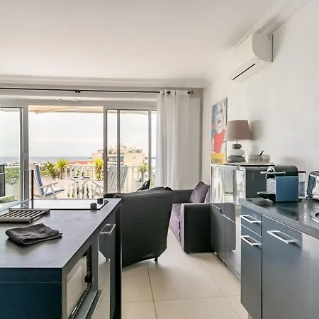 Apartment Charming Studio With A View On The Sea Cannes